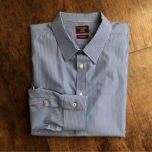 Men’s UNTUCKit Pinstripe Button Down Shirt